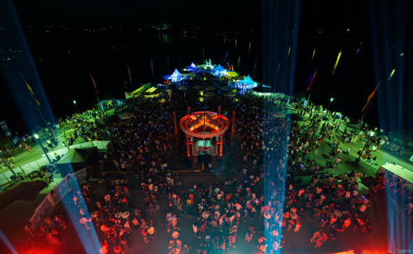 Electronic Wine am Deutschen Eck  &copy; 