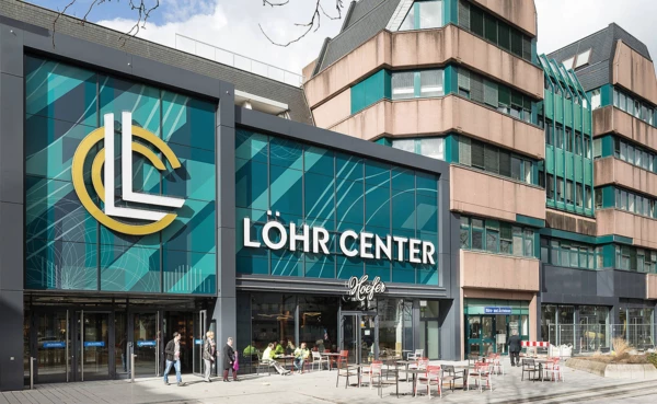 Frontansicht des Löhr Center in Koblenz