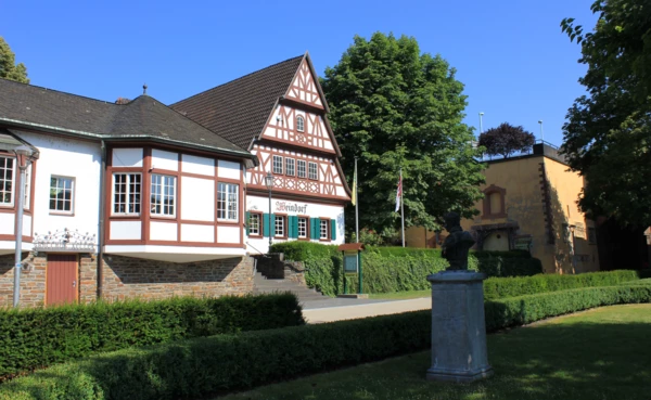 Seitenansicht vom Weindorf in Koblenz