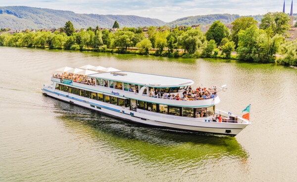Schiff Gilles f&auml;hrt auf der Mosel &copy; Koblenz Touristik, Schifffahrtsunternehmen Gilles