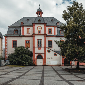 Altes Kauf- und Danzhaus in Koblenz neben dem gotischen Schöffenhaus © Koblenz-Touristik GmbH