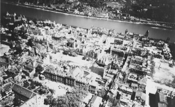 Zerstörte Innenstadt Mai 1945 © Koblenz-Touristik GmbH