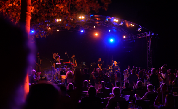 Konzert bei Nacht  © PlusPunktFilm