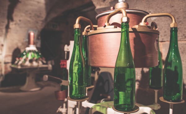 Deinhard-Kellermuseum © Johannes Bruchhof Sekt wird im Keller des Koblenzer Sektmuseums hergestellt © Johannes Bruchhof