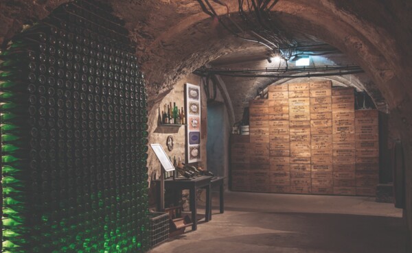 Deinhard-Kellermuseum © Johannes Bruchhof Flaschen Lagerung und Export im Sektmuseum Koblenz © Johannes Bruchhof