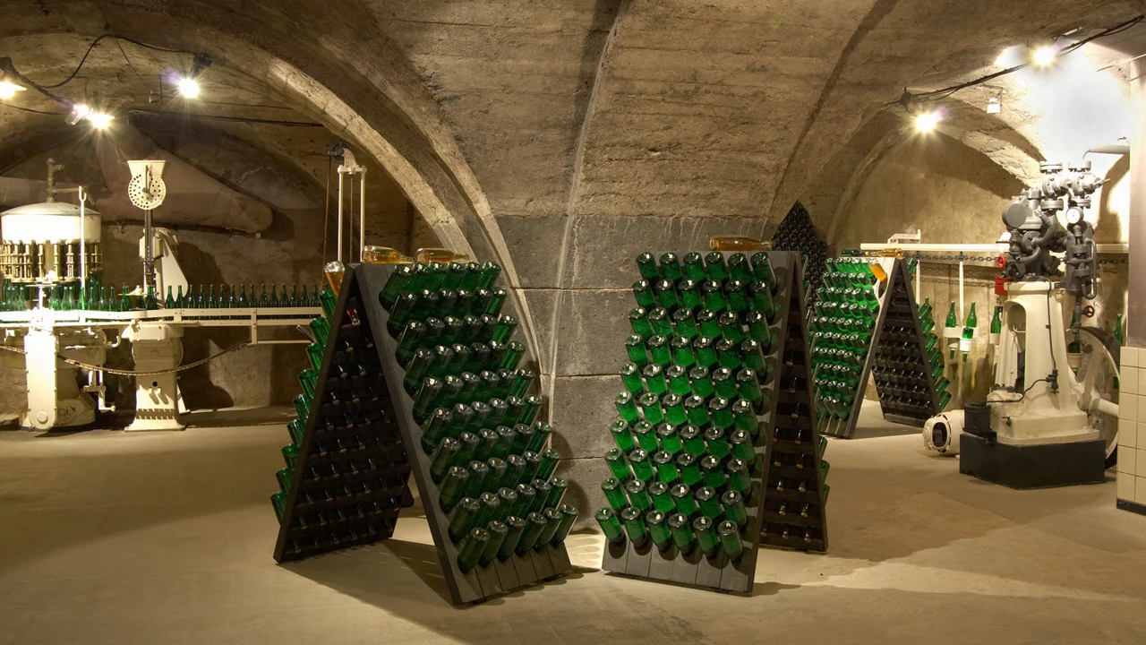 Flaschensammlung im Koblenzer Sektmuseum