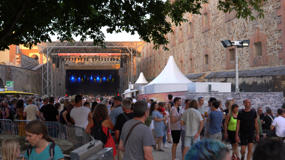Konzert im Innenhof der Festung Ehrenbreitstein ©PlusPunktFilm