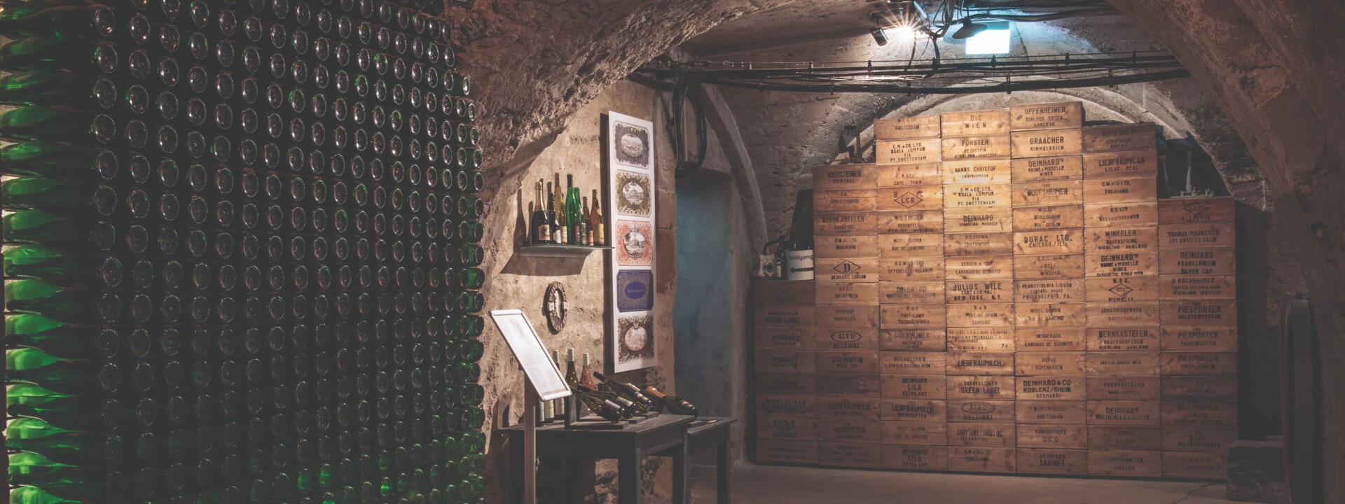 Flaschen Lagerung und Export im Sektmuseum Koblenz © Johannes Bruchhof Flaschen Lagerung und Export im Sektmuseum Koblenz © Johannes Bruchhof
